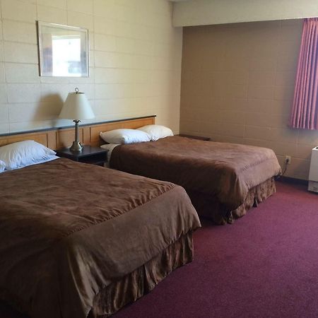 Midtown Motor Inn Bonnyville Kültér fotó
